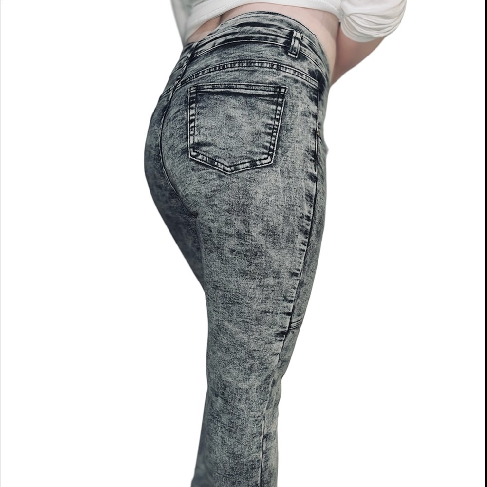 Skinny acid washed skinny jeans size 5